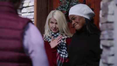 Jonathan, you are
the best party-thrower I know, - The Holiday Proposal Plan