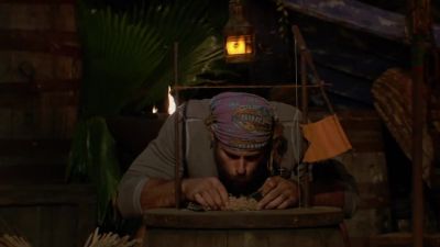 Jonathan going back
for sparks again. - Survivor