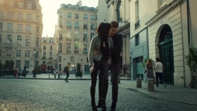 Jonathan Morgenstern
is inside that shop. - Shadowhunters