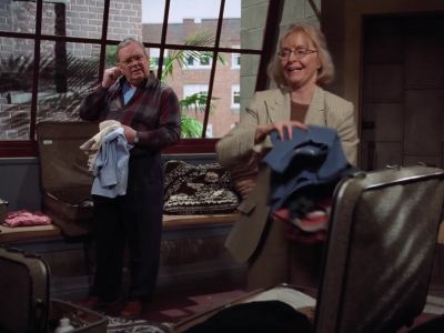 Jonathan of course he was acting odd - Lois & Clark: The New Adventures of Superman