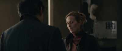 Jonathan's not her biological father. - War of the Worlds