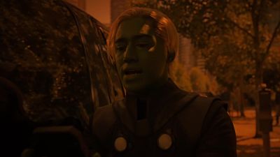 J'onn, you can release
the solar flare blast in six seconds. - Supergirl