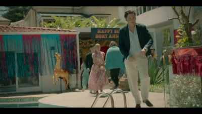 Jordan, search everyone! - The Unusual Suspects
