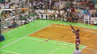 Jordan has shot
18 free-throws and made 16. - The Last Dance