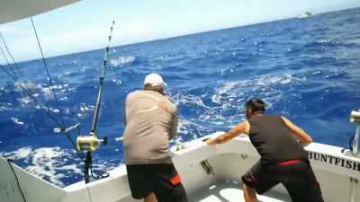 -[josh] all right.
-[indistinct] - Deadliest Catch: Bloodline