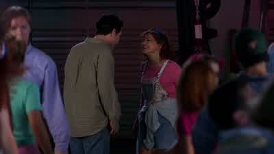 Look Josh is dancing with Tai He never dancesl can see why - Clueless