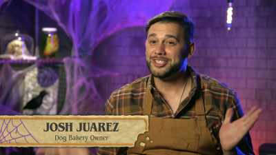 [Josh] I'm a trained
pastry chef, - Halloween Cookie Challenge