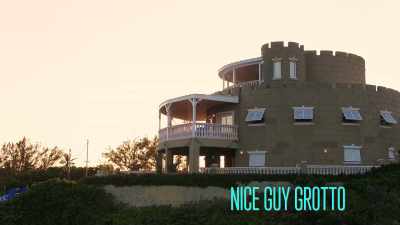 Josh: My thoughts on Chris
staying at the villa -- - FBoy Island