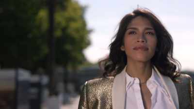 Josielyn: I've never really
felt true love. - Love Trip: Paris