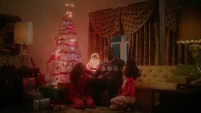 ♪ Joy to the world,
the Lord is come ♪ - A Jenkins Family Christmas