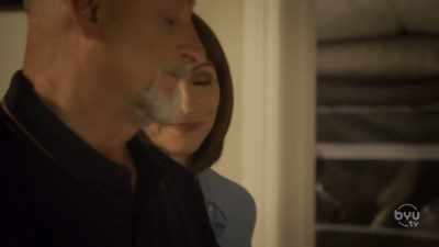 [ JOY ] You know, there's cool umbrellas,
lightning storms. - One of a Kind Love