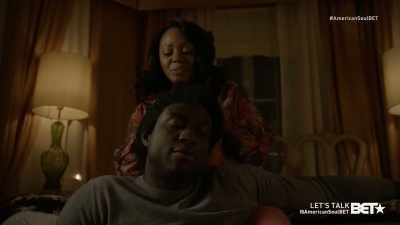 - Joyce?
- Uh... you know she your favorite. - American Soul