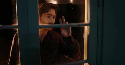 Ju... um, go... go around. - Ted Bundy: American Boogeyman