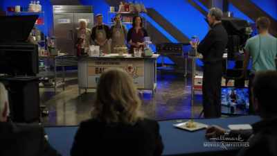 Judges, do you have a decision? - Murder, She Baked: Just Desserts