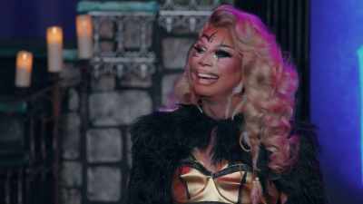 [judges laughing] - The Boulet Brothers' Dragula: Titans