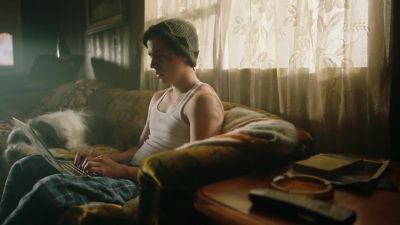 [Jughead]  So, we scramble
to put it back on, - Riverdale
