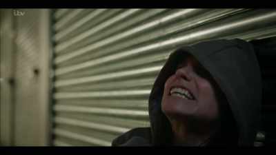 Jules! He's gonna kill me!
He's gonna kill me! - Dark Heart