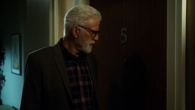 Jules, it's me. - CSI: Crime Scene Investigation