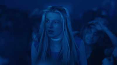 - Jules?
- What are you doing here? - Euphoria