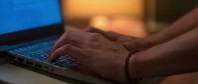 [Julia] I didn't know
you knew how to write code. - Silk Road