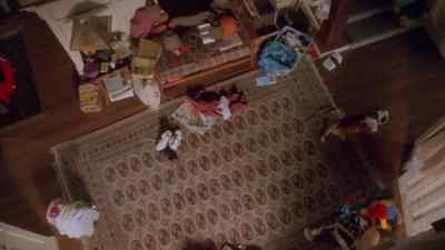 Julia on Answering Machine: HEY, NOBODY'S HERE NOW. - Party of Five