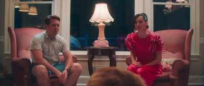 Julian, your father and
I need to talk with you. - Greener Grass