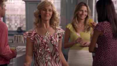 Julianne.
Brent. - Being Erica