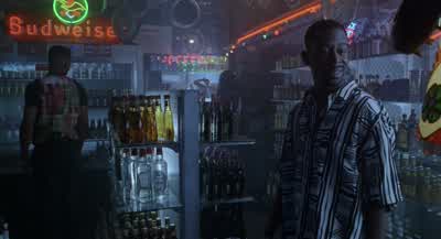 Julie, it don't take that long to get shampoo. - Bad Boys