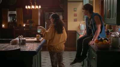 [Julie scoffs] - Julie and the Phantoms