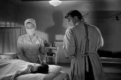 - Julie.
- Yes, doctor? - Where Danger Lives