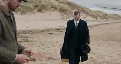 [JULIET CHUCKLES] - The Guernsey Literary and Potato Peel Pie Society