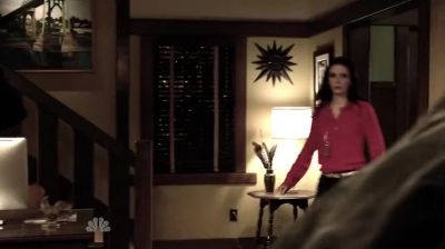 (Juliette)
What's going on? - Grimm