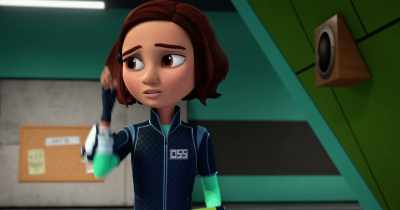 Juni, meet me in the South Corridor.
It's about Glitch. - Spy Kids: Mission Critical