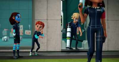 -Juni, what just happened?
-Thanks a lot, mate. - Spy Kids: Mission Critical