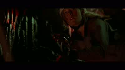 Juno! We'll need everything we've got. Haul it in. - The Descent