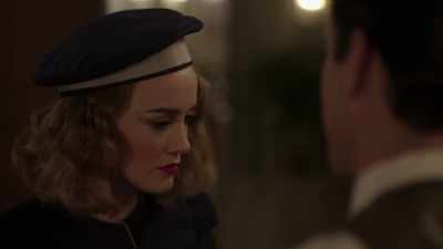 Just a few lines, yeah. - The Last Tycoon