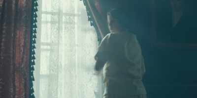 Just a few more days of quiet,
please. - Flowers in the Attic: The Origin