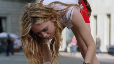 Just a little one - New York Minute