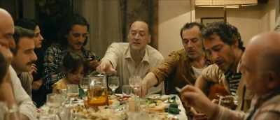 Just a minute.
Have you finished drinking here? - My Happy Family