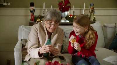 Just a second. - Christmas à la Carte