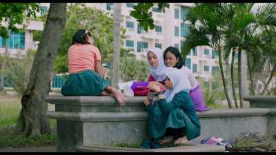 Just an admirer - Yuni