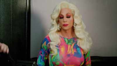 Just between you and me,
Meryl is a compulsive liar. - Dr. Jackie