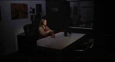 Just concentrate
on the beam, Edna, - Resurrection