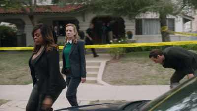 Just curious... When
the shooting happened, - The Rookie: Feds