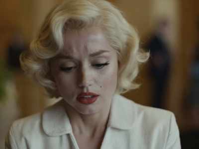Just don't be late
for your appointment at 5:00. - Blonde