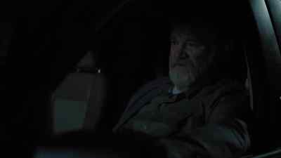 Just drive past me here. - Mr. Mercedes