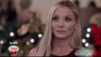 Just after everything that
happened, - Christmas at Graceland: Home for the Holidays