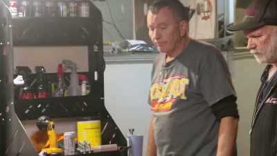 - Just...
- [father chuckling] - Street Outlaws No Prep Kings Team Attack