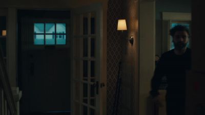 Just give me a second, okay? - Scenes from a Marriage