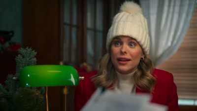 - Just go with me for a second.
- Ok. - Designing Christmas with You